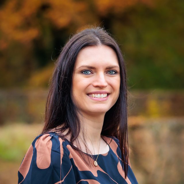 Portret van Leen Peters, administratief medewerker frontoffice studies & uitgiftes bij Life Experts